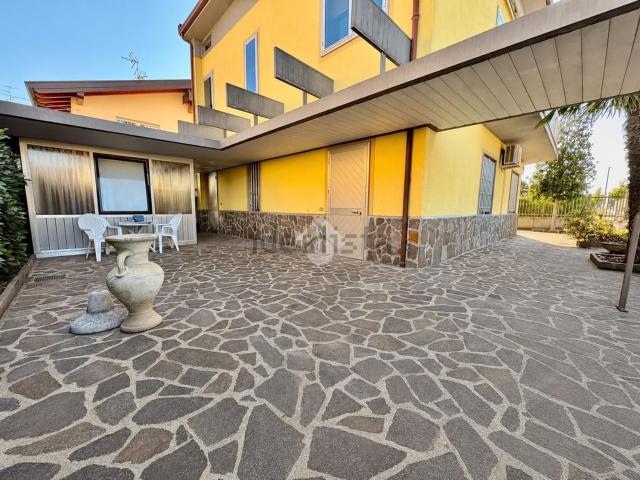 Casa in vendita a Palosco, Lombardia