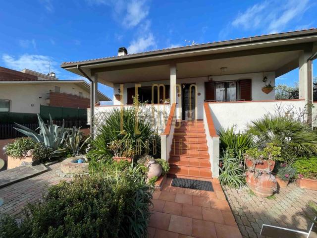 Casa in vendita a Enaoli, Monte Argentario