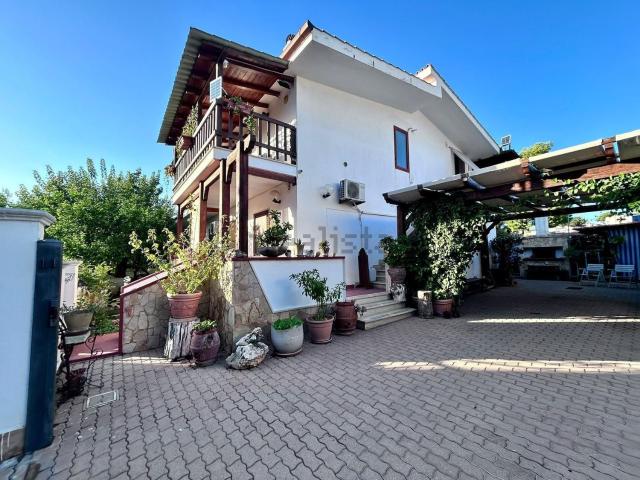 Casa in vendita a Puglia, Taranto