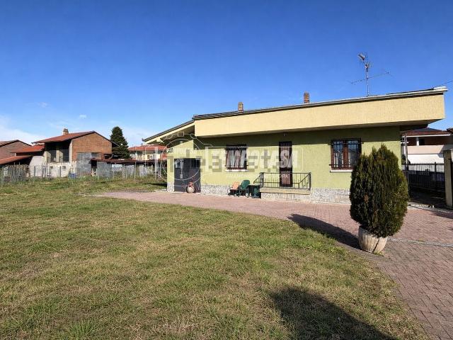 Casa in vendita a Piemonte, Vercelli