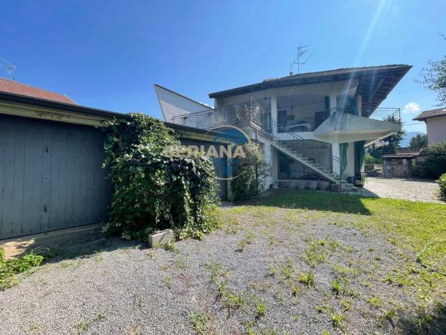 Casa in vendita a Casnigo, Lombardia