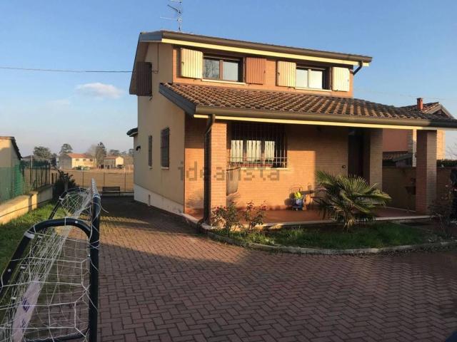 Casa in vendita a Ferrara, Reggio Emilia
