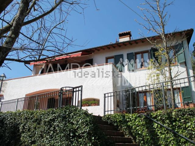 Casa in vendita a Ameglia, Liguria