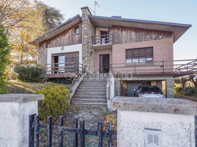 Casa in vendita a Unione dei comuni del Distretto Ceramico, Montefiorino