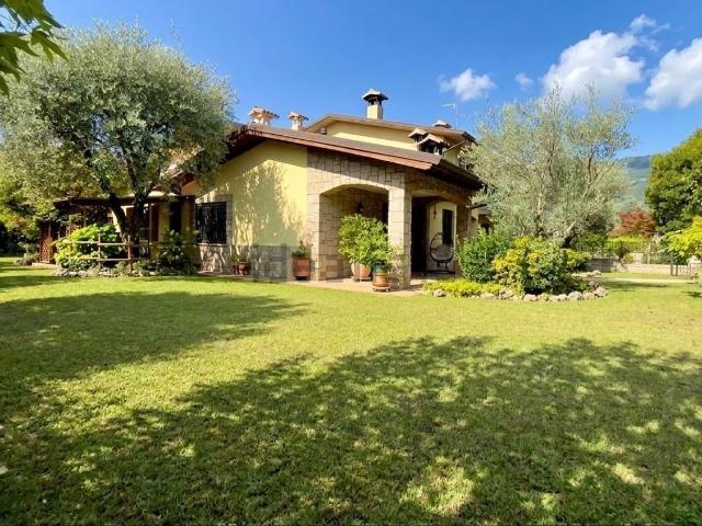Casa in vendita a Nuvolento, Brescia