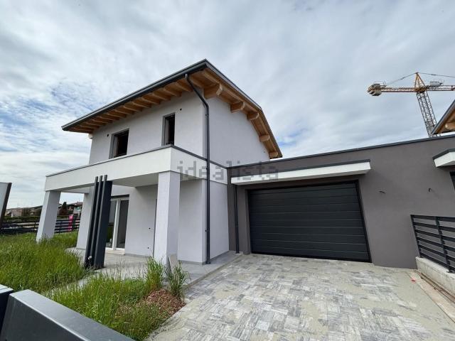 Casa in vendita a Castenedolo, Brescia