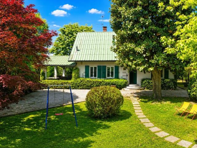 Casa in vendita a Naresso, Besana In Brianza