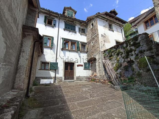 Casa in vendita a Ovaro, Friuli-Venezia Giulia