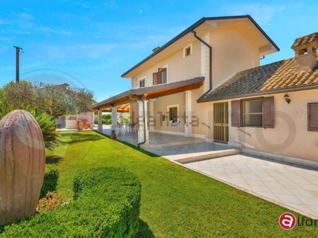 Casa in vendita a Pontecorvo, Lazio