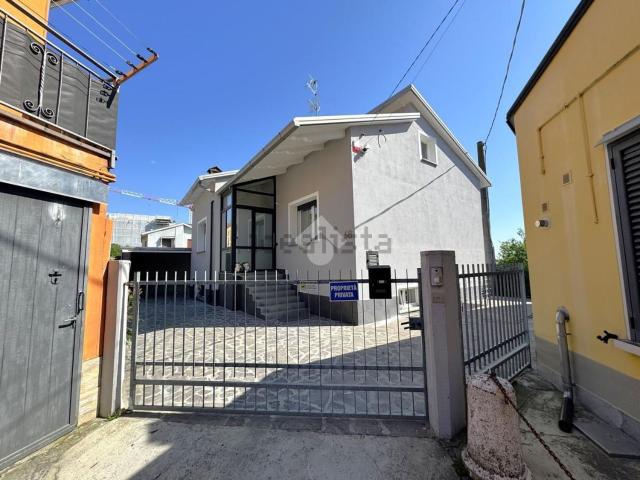 Casa in vendita a Fontevivo, Reggio Emilia