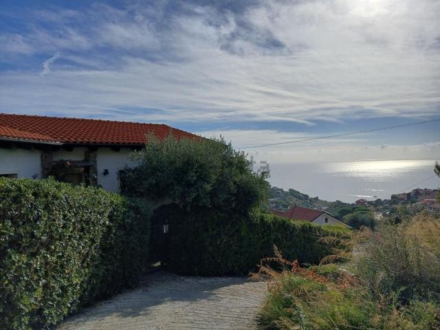 Casa in vendita a Costarainera, Provincia di Imperia