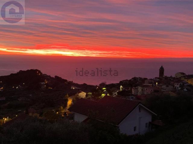 Casa in vendita a Costarainera, Liguria