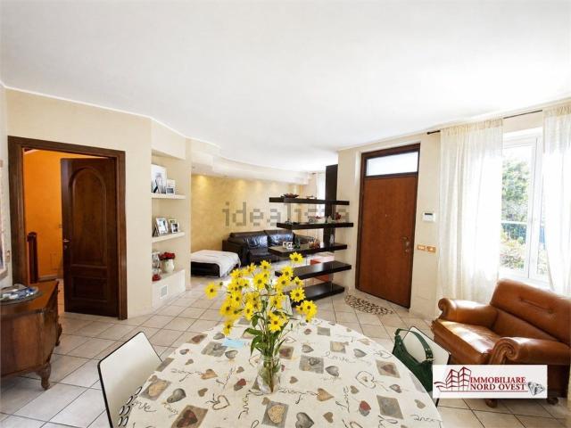 Casa in vendita a Castellazzo de' Barzi, Robecco sul Naviglio