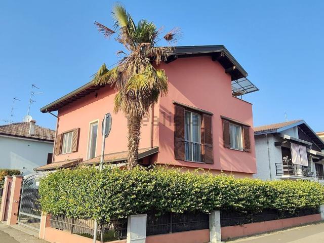 Casa in vendita a Mortara, Pavia