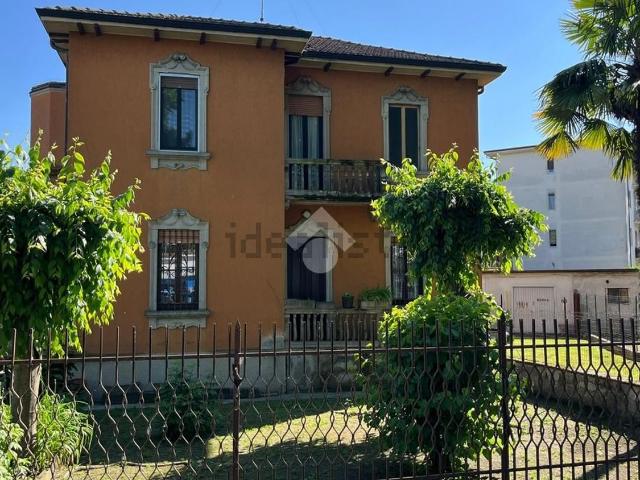 Casa in vendita a Revellino, Lodi
