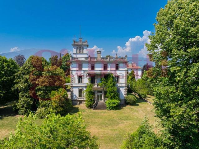 Casa in vendita a Ponte San Pietro, Lombardia