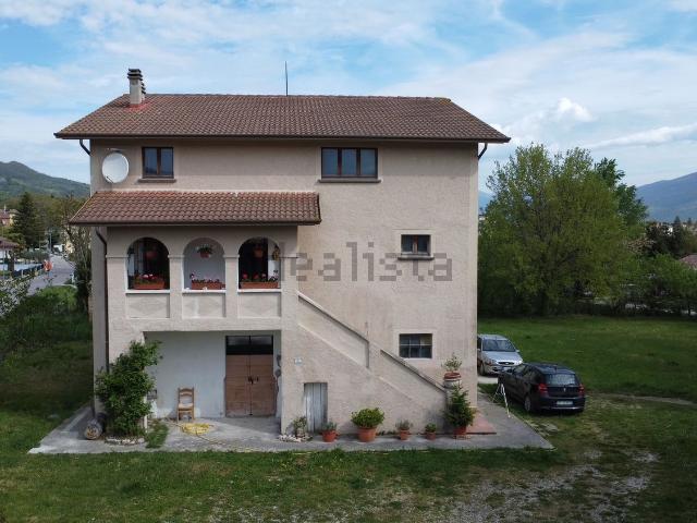 Casa in vendita a Cerqueto, Gualdo Tadino