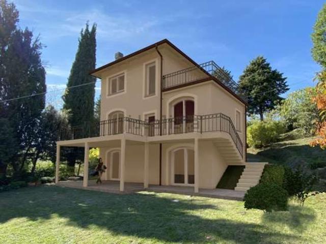 Casa in vendita a Pallino, Marche