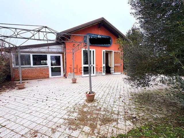 Casa in vendita a Sant'Angelo Lomellina, Pavia