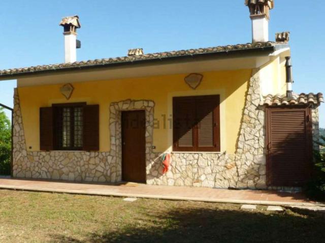 Casa in vendita a Forano Sabino, Lazio