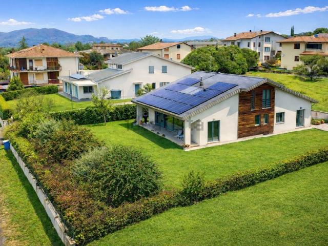 Casa in vendita a Umbertide, Umbria