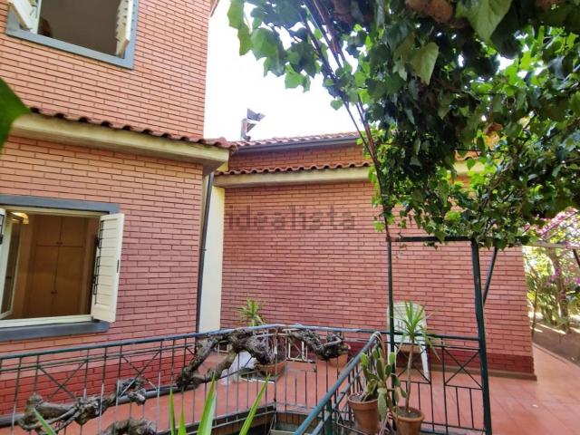Casa in vendita a Cisterna, Ragalna