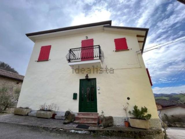 Casa in vendita a Appennino Reggiano, Re