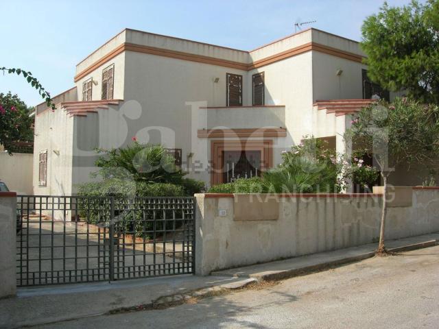 Casa in vendita a Campobello Di Mazara, Sicilia