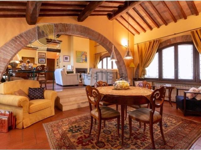 Casa in vendita a Sovicille, Toscana