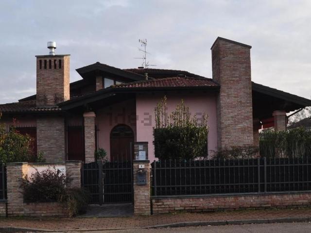 Casa in vendita a Unione Comuni Modenesi Area Nord, Finale Emilia
