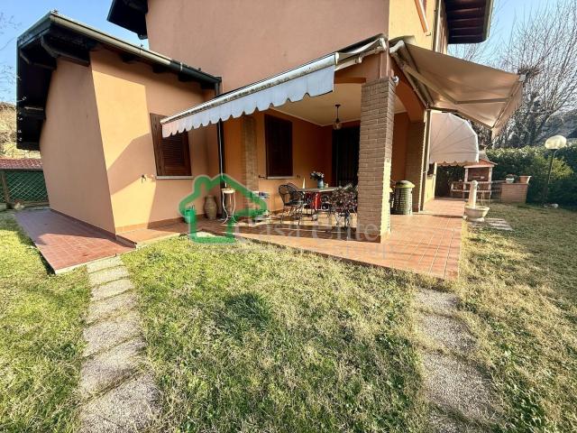 Casa in vendita a Secugnago, Lombardia