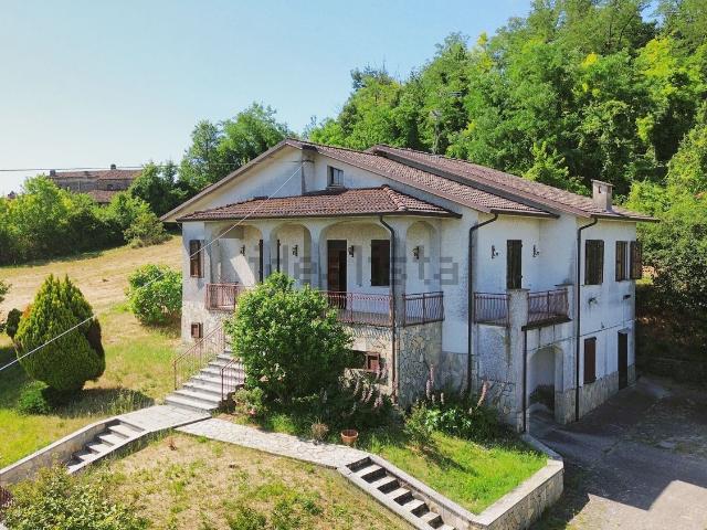 Casa in vendita a Montalto Pavese, Lombardia