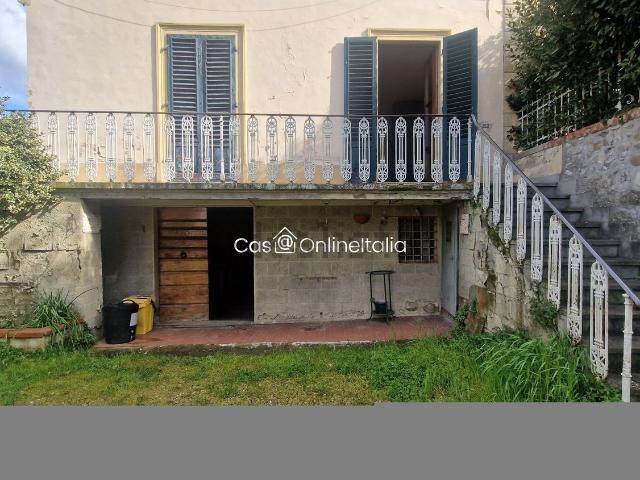 Casa in vendita a Vicchio, Toscana