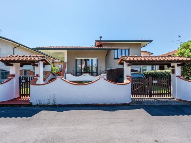 Casa in vendita a Viareggio, Toscana