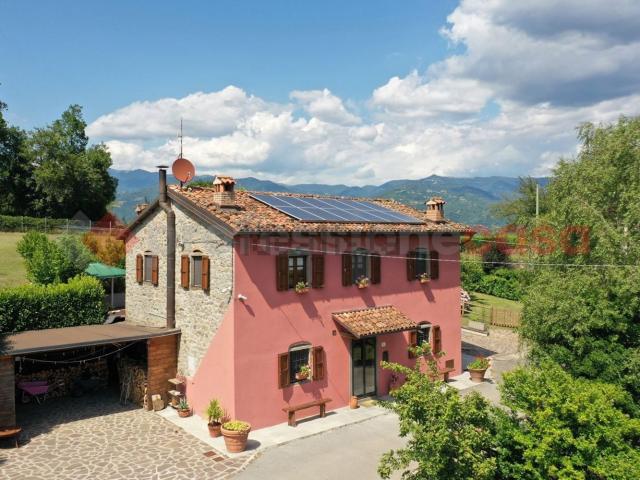 Casa in vendita a Unione Comuni Garfagnana, Castelnuovo Di Garfagnana