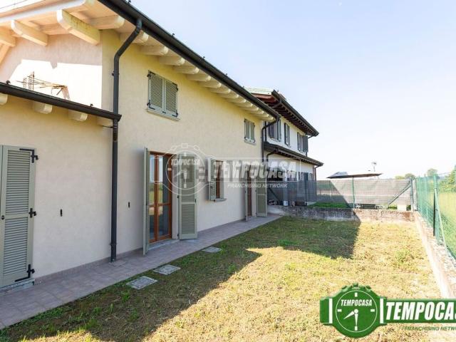 Casa in vendita a Fiesco, Cremona