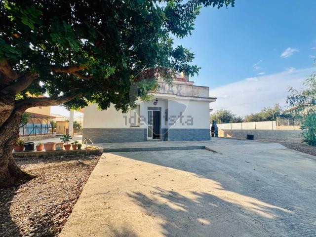 Casa in vendita a Casuzze, Santa Croce Camerina