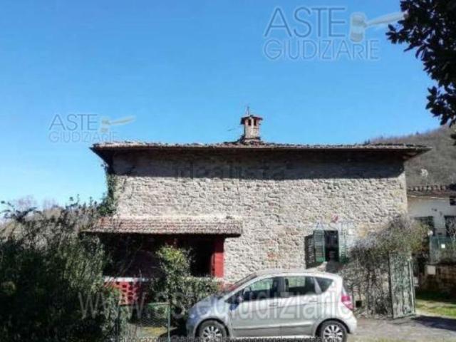 Casa in vendita a Strada in Casentino, Castel San Niccolò