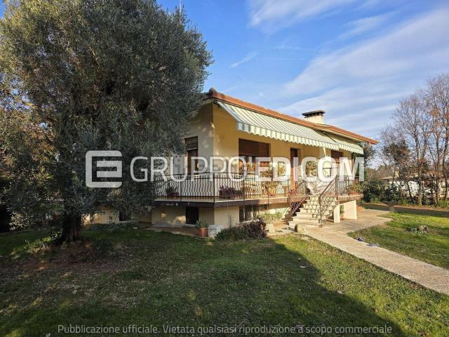 Casa in vendita a Volpago Del Montello, Veneto