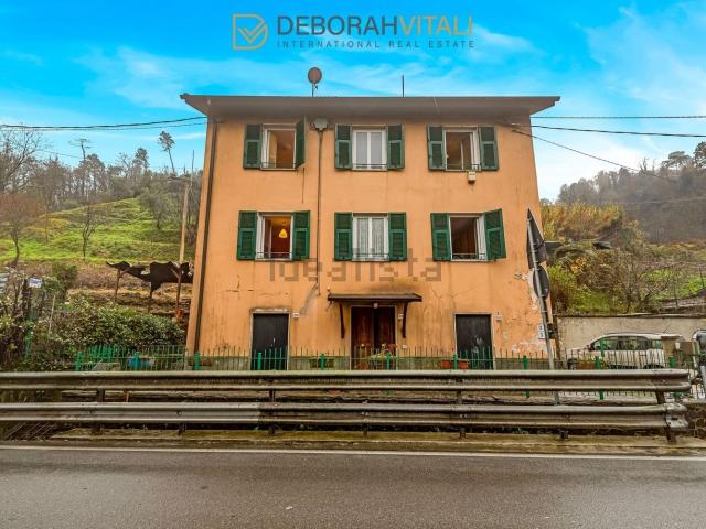 Casa in vendita a Vezzano Ligure, Liguria