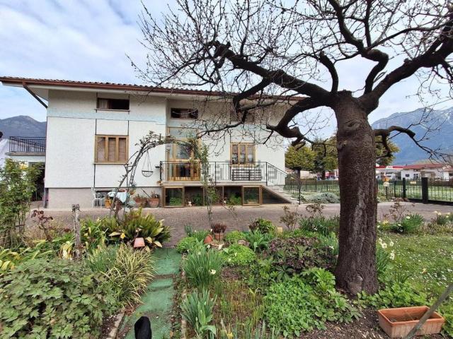 Casa in vendita a Gemona Del Friuli, Friuli-Venezia Giulia