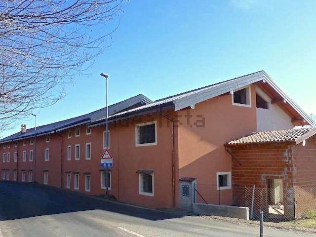 Casa in vendita a Piemonte, Novara