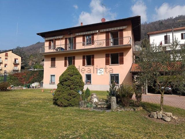 Casa in vendita a Como, Lombardia