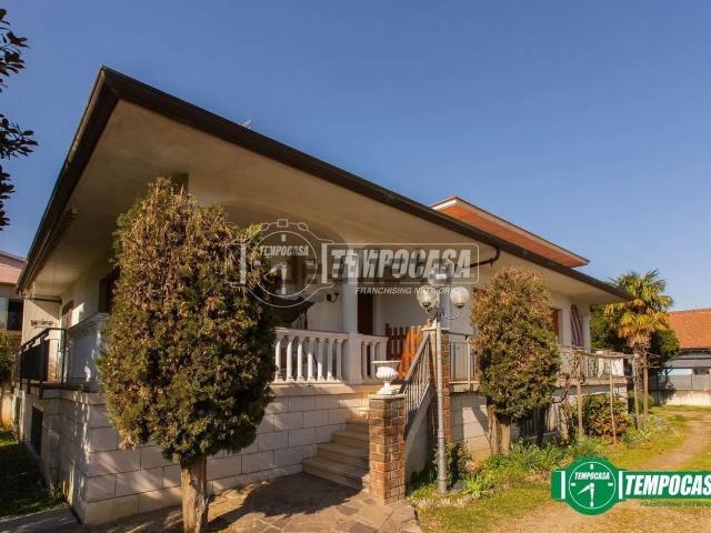 Casa in vendita a Gaggiolo, Piemonte