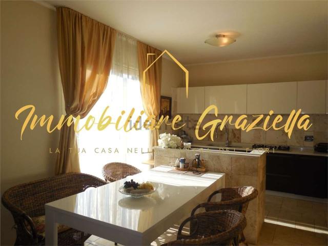 Casa in vendita a Dolceacqua, Liguria