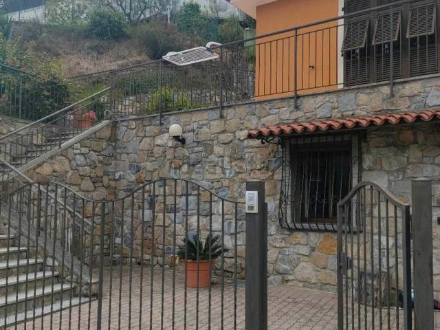 Casa in vendita a San Giacomo, Camporosso