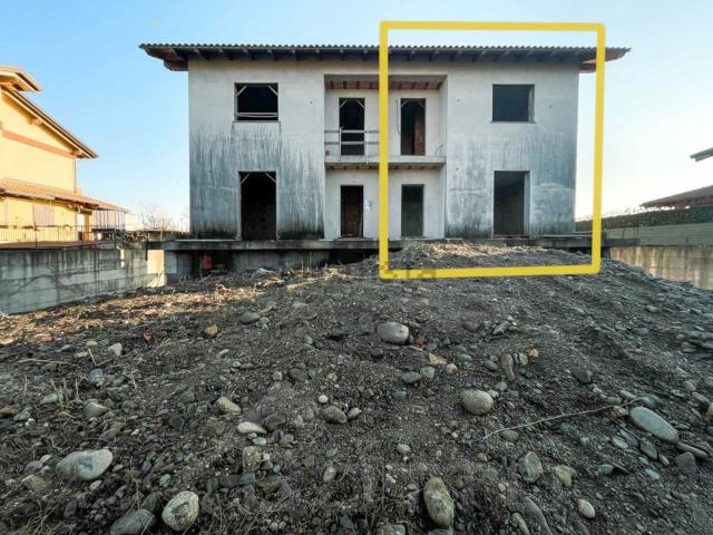 Casa in vendita a Piemonte, Novara