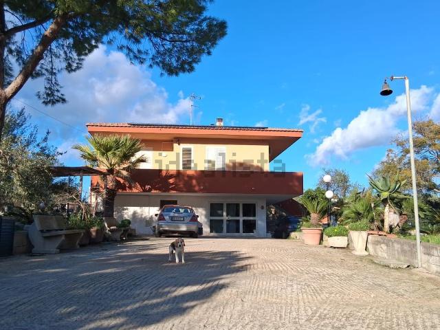 Casa in vendita a Pozzallo, Sicilia