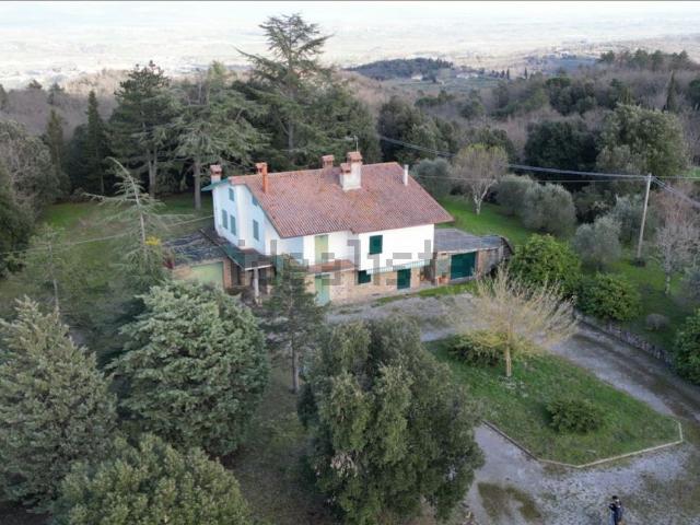 Casa in vendita a Monte San Savino, Arezzo