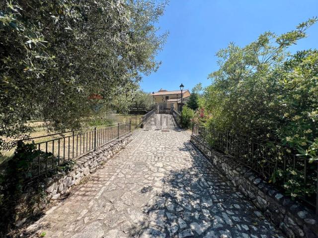 Casa in vendita a San Potito Sannitico, Campania